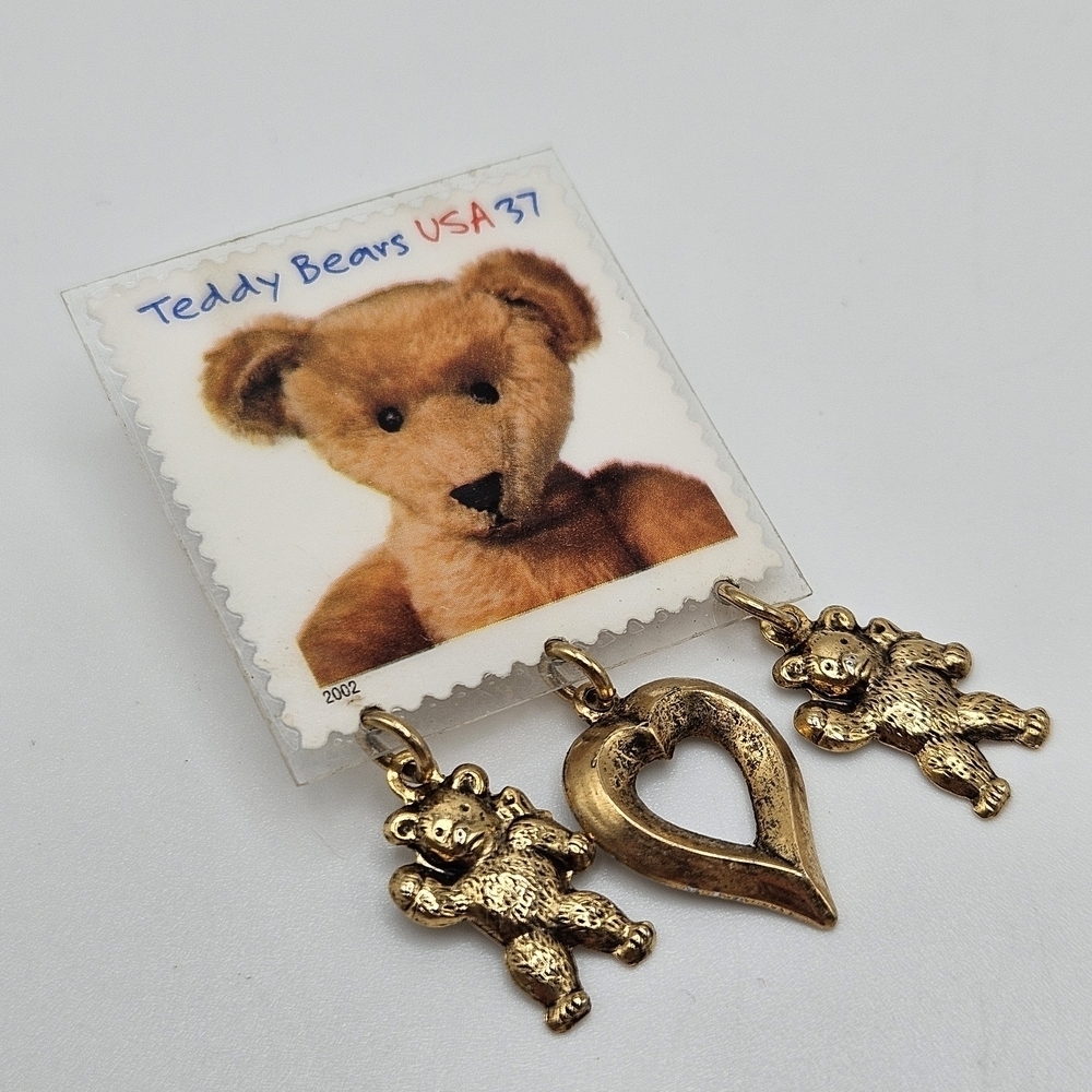 VINTAGE Handmade USPS Teddy Bears 2002 Stamp Charm Brooch Pin